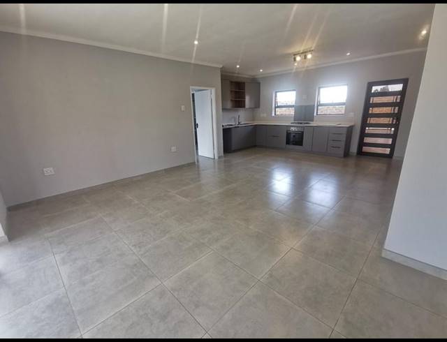 3 BEDROOM TOWNHOUSE FOR SALE IN KOOKRUS